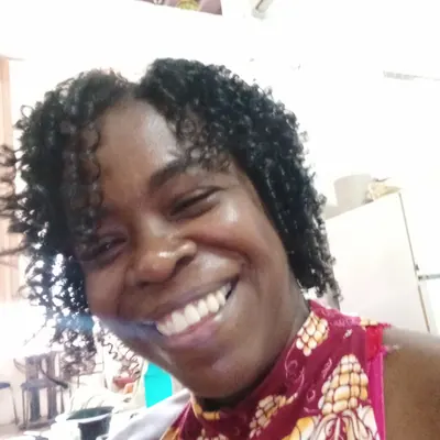 Esther Izquierdo Machín, Docente Resiliente