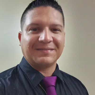 Víctor Hugo Roso Mejias, Docente Resiliente